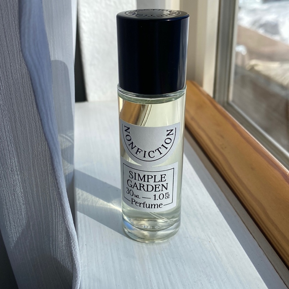 Nonfiction Simple Garden Perfume